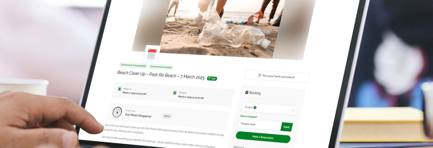 Free-Person-Working-on-Laptop-Website-Mockup